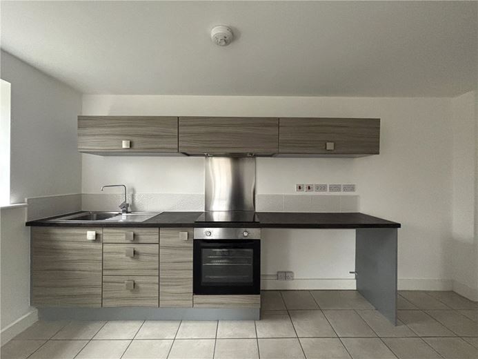 2 bedroom house, Comelybank Drive, Mexborough S64 - Available