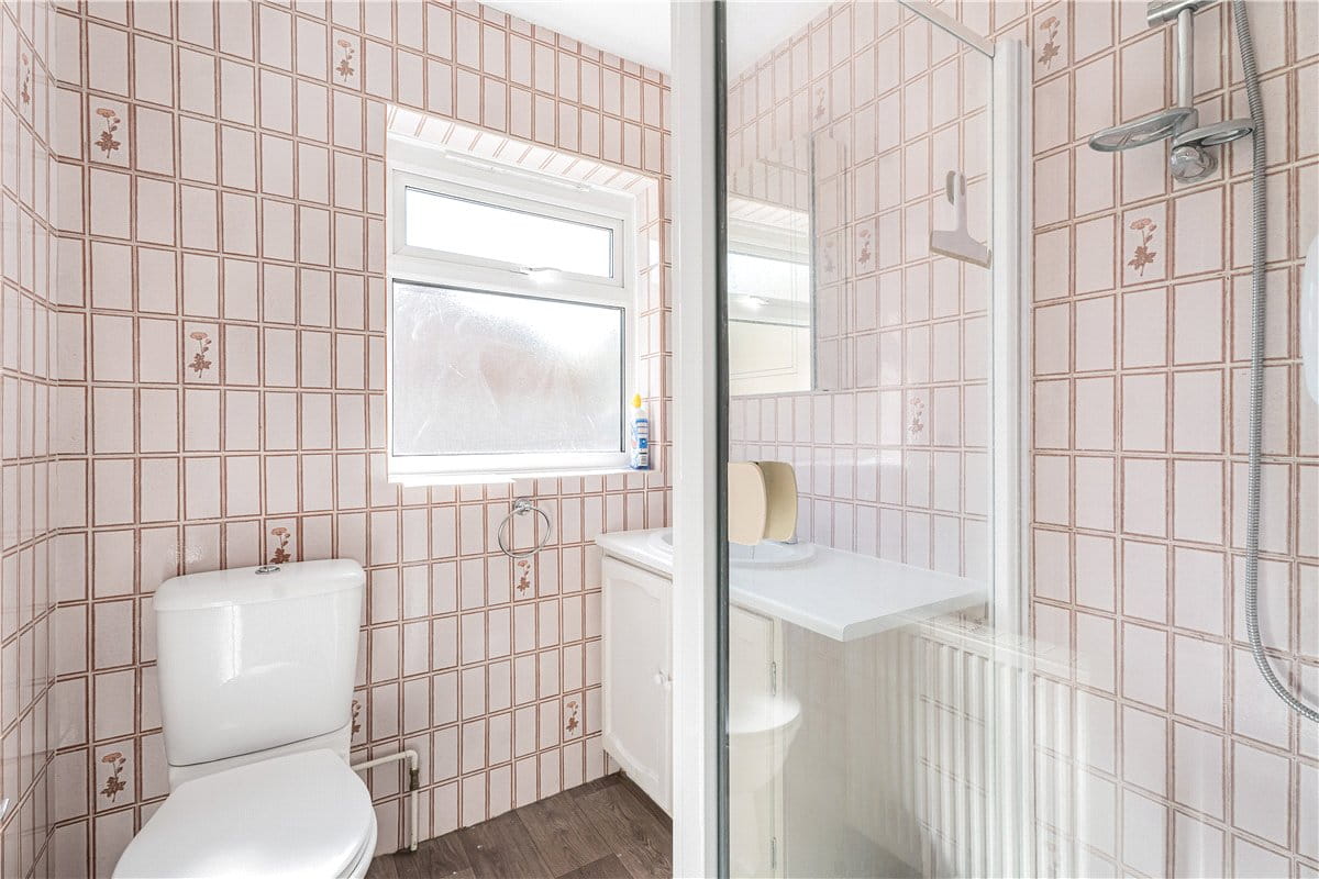 4 bedroom bungalow, London Road, Wendover HP22 - Available