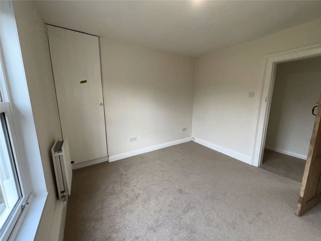 2 bedroom cottage, Park Farm, Willesley Woodside LE65 - Available