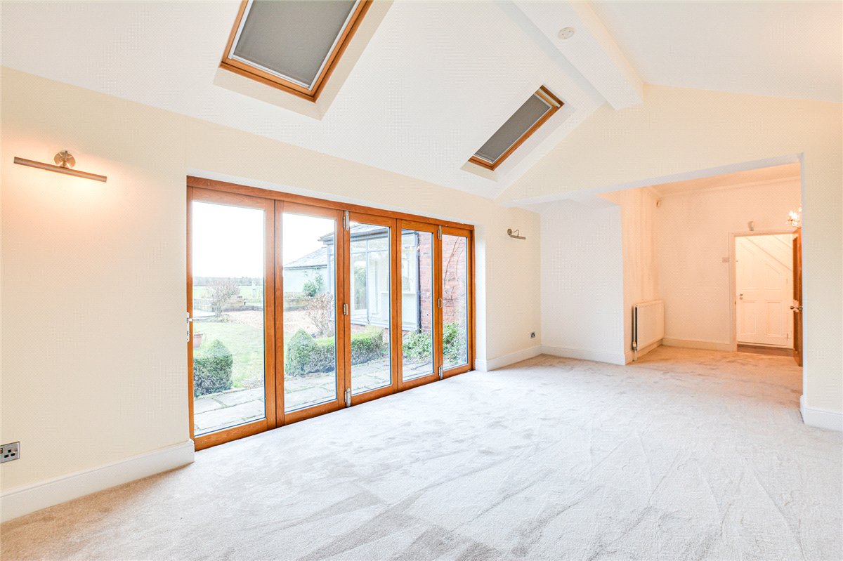 3 bedroom house, Wigshaw Lane, Culcheth WA3 - Let Agreed