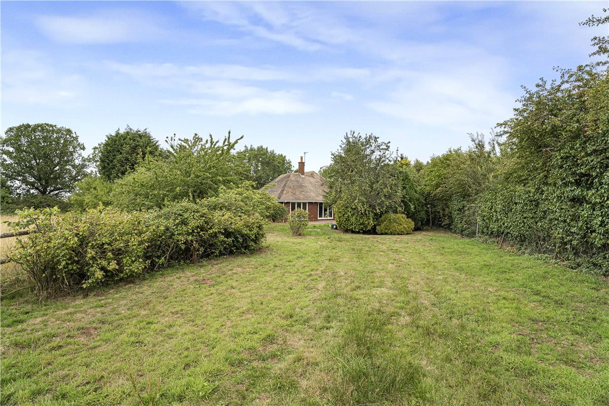 3 bedroom bungalow, Darnford Lane, Lichfield WS14