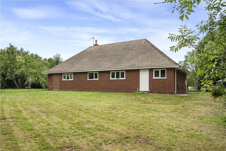 3 bedroom bungalow, Darnford Lane, Lichfield WS14