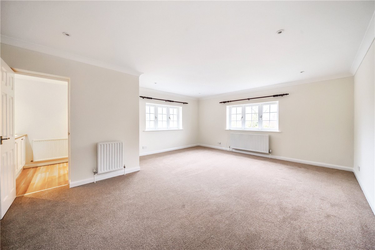 4 bedroom house, Ballinger Road, South Heath HP16 - Let Agreed