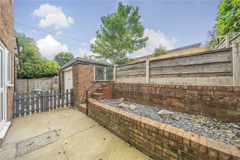 3 bedroom house, Kingsway, Bredbury SK6 - Available