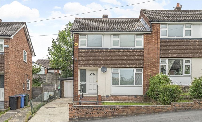 3 bedroom house, Kingsway, Bredbury SK6 - Available