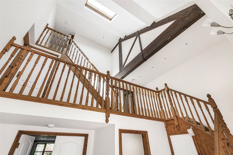 4 bedroom cottage, Yew Tree Court, Nantwich Road CW10 - Available