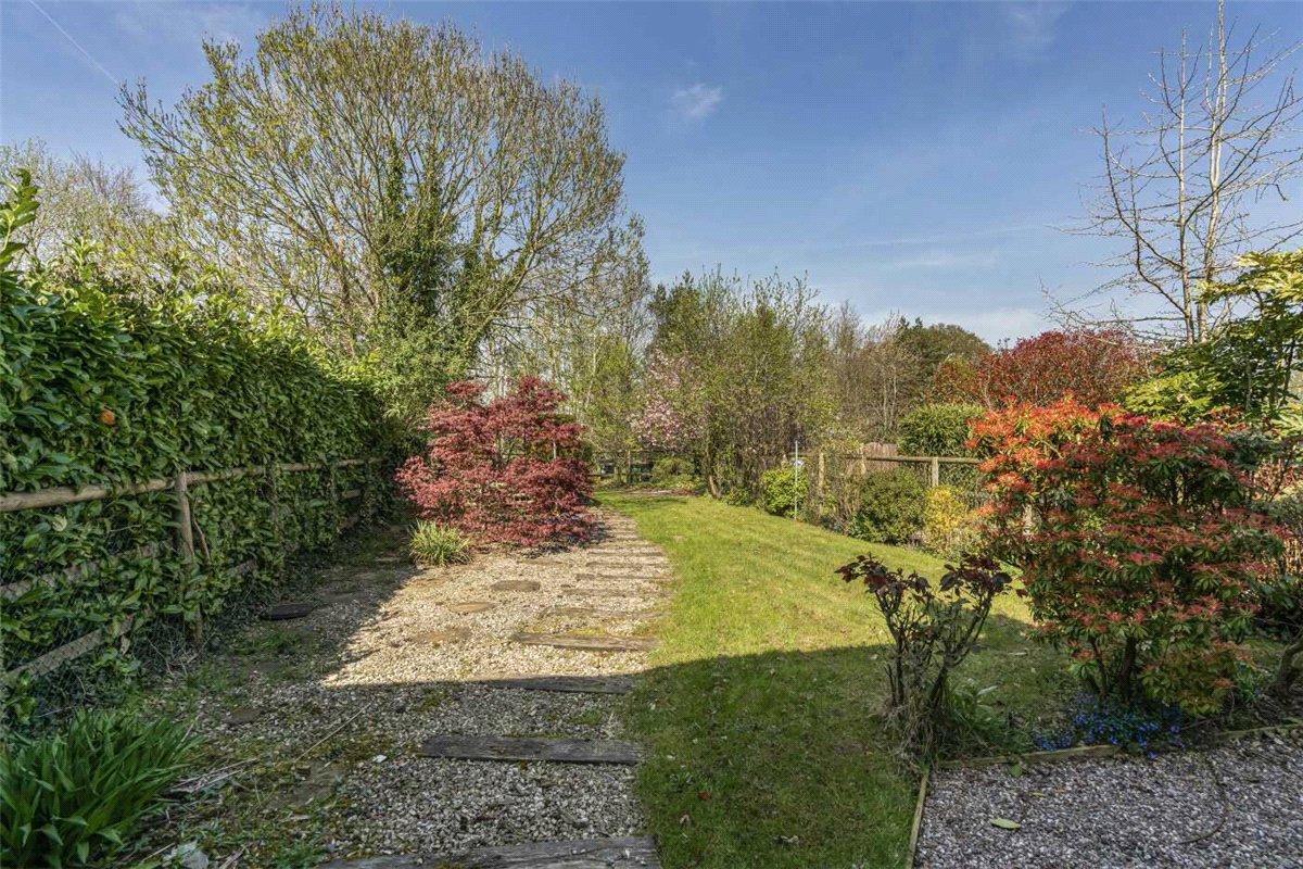 4 bedroom cottage, Yew Tree Court, Nantwich Road CW10 - Available