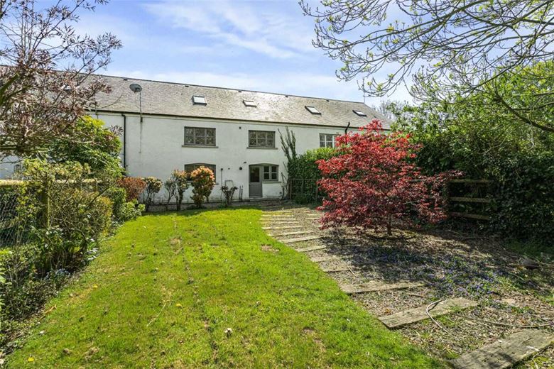 4 bedroom cottage, Yew Tree Court, Nantwich Road CW10 - Available