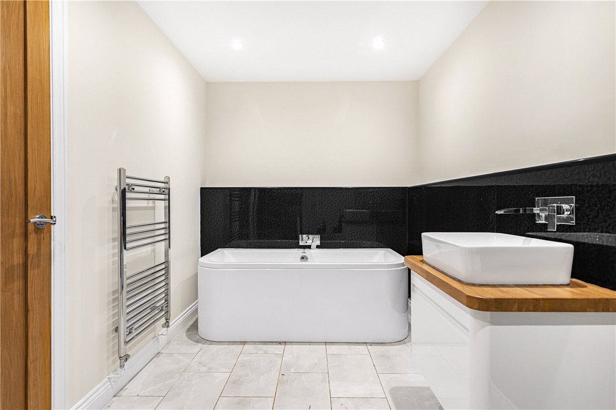 14 bedroom house, Yarnfield Lane, Yarnfield ST15 - Let Agreed