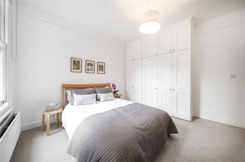 3 bedroom flat, Bishops Mansions, Fulham SW6 - Sold STC
