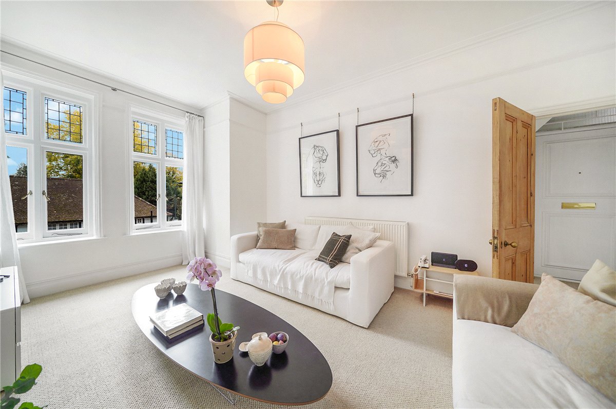 3 bedroom flat, Bishops Mansions, Fulham SW6 - Sold STC