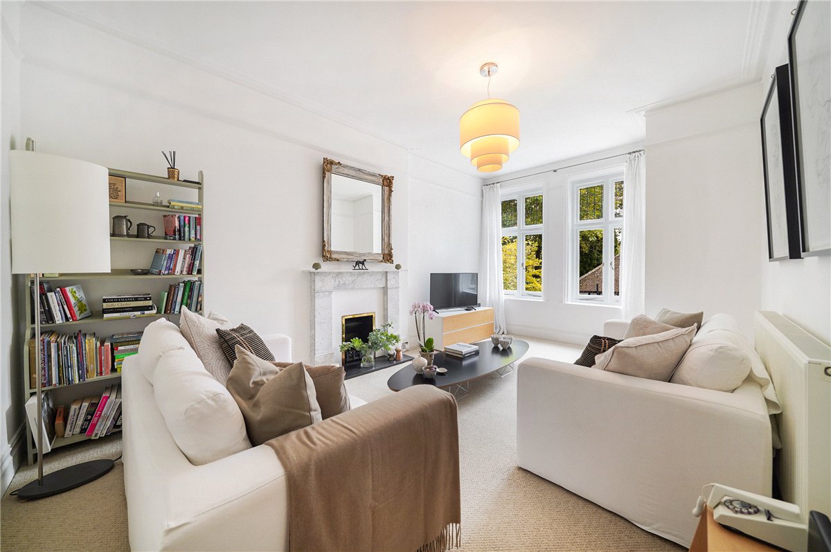 3 bedroom flat, Bishops Mansions, Fulham SW6 - Sold STC
