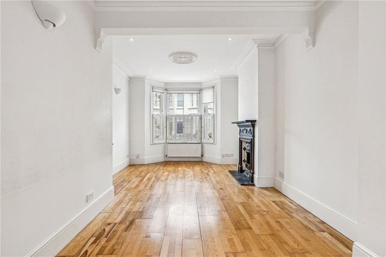 4 bedroom house, Firth Gardens, London SW6 - Available