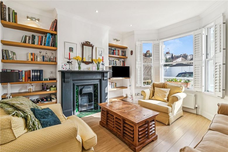 2 bedroom flat, Wingrave Road, London W6 - Sold STC