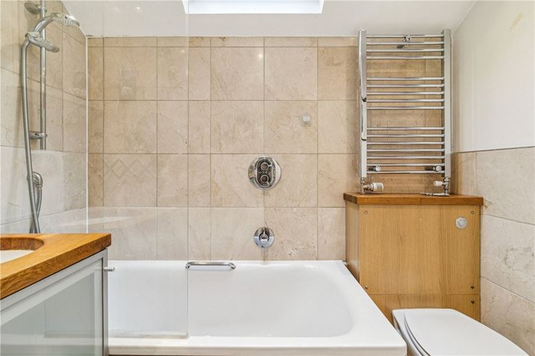 2 bedroom flat, Wingrave Road, London W6 - Sold STC