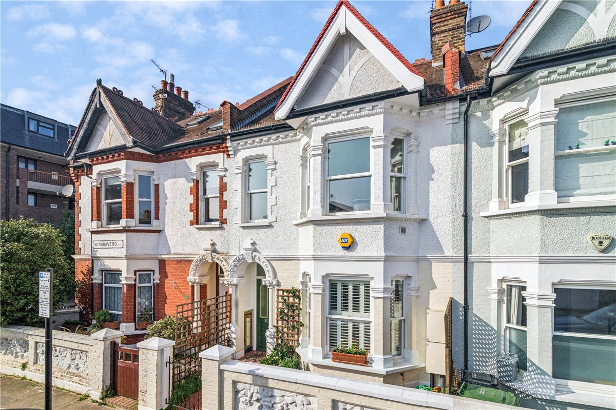 2 bedroom flat, Wingrave Road, London W6 - Sold STC