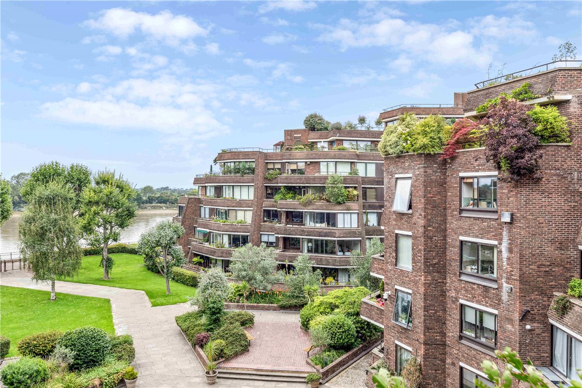 2 bedroom flat, Alder Lodge, 73 Stevenage Road SW6 - Sold STC