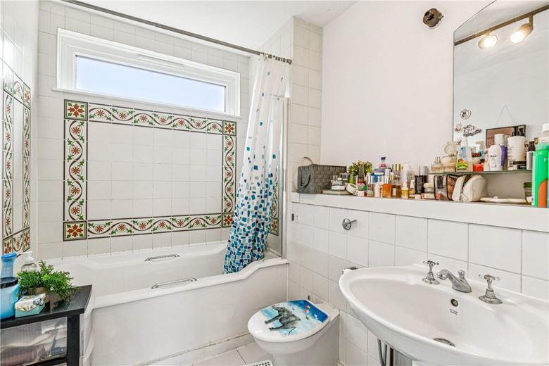 2 bedroom flat, Alder Lodge, 73 Stevenage Road SW6 - Sold STC