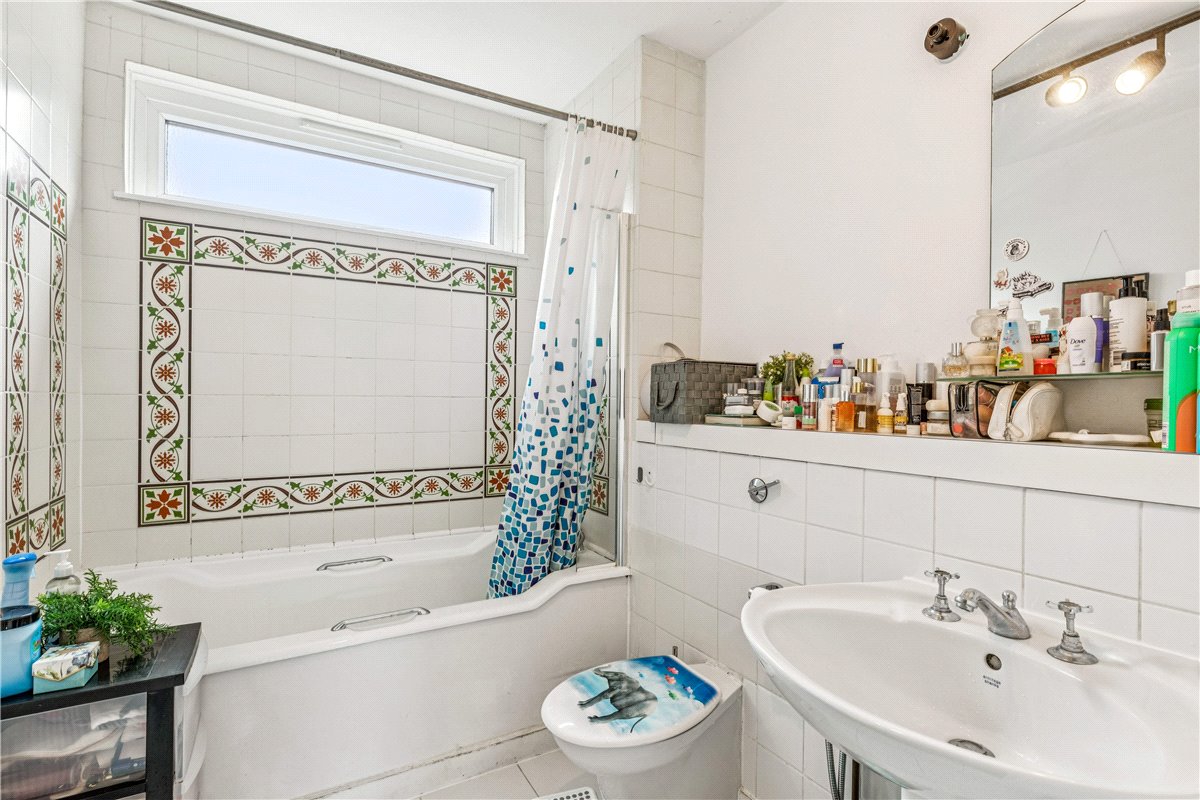 2 bedroom flat, Alder Lodge, 73 Stevenage Road SW6 - Sold STC