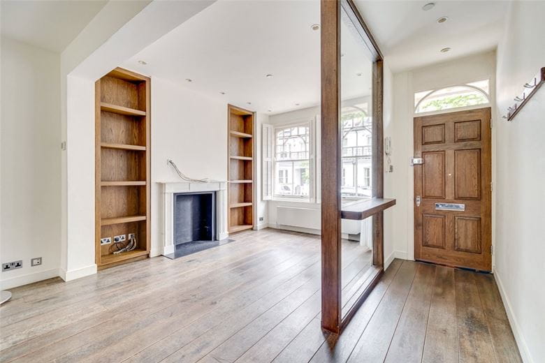 4 bedroom house, Hazlebury Road, London SW6 - Available