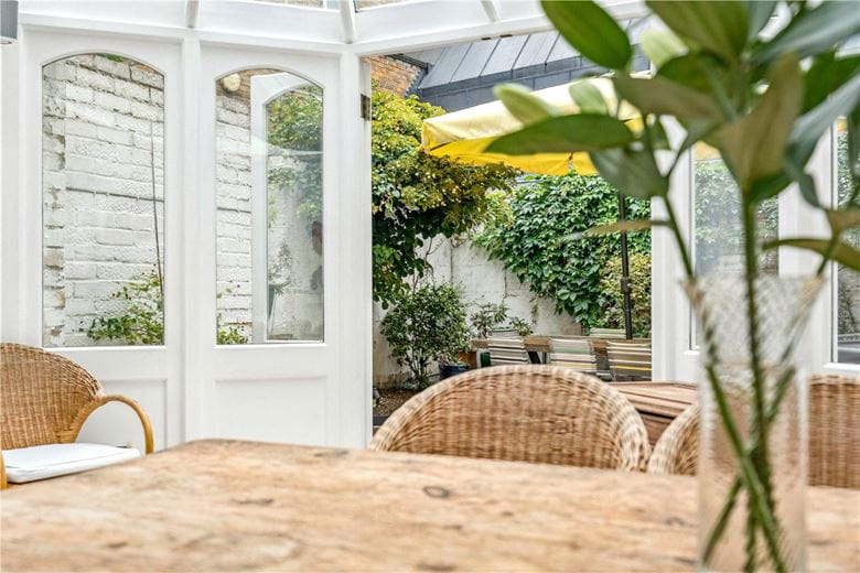 3 bedroom house, Burlington Road, London SW6 - Available