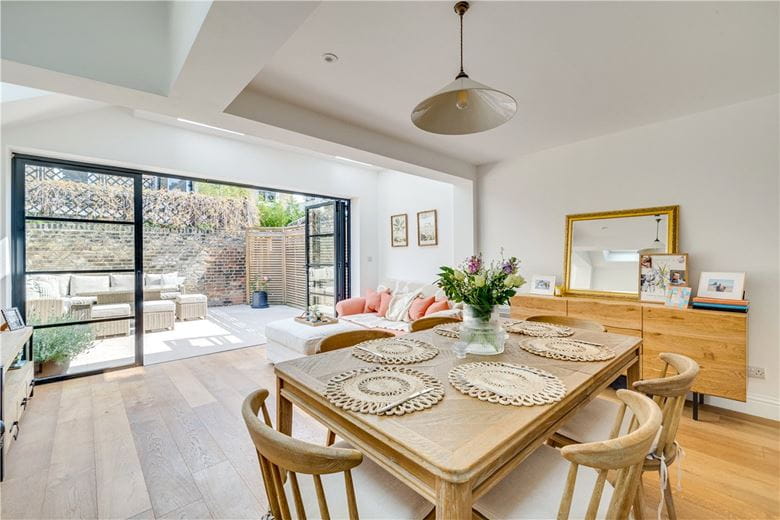 2 bedroom flat, Hartismere Road, Hammersmith And Fulham SW6 - Sold STC
