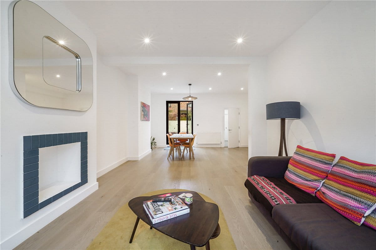 3 bedroom house, Colehill Lane, London SW6 - Available
