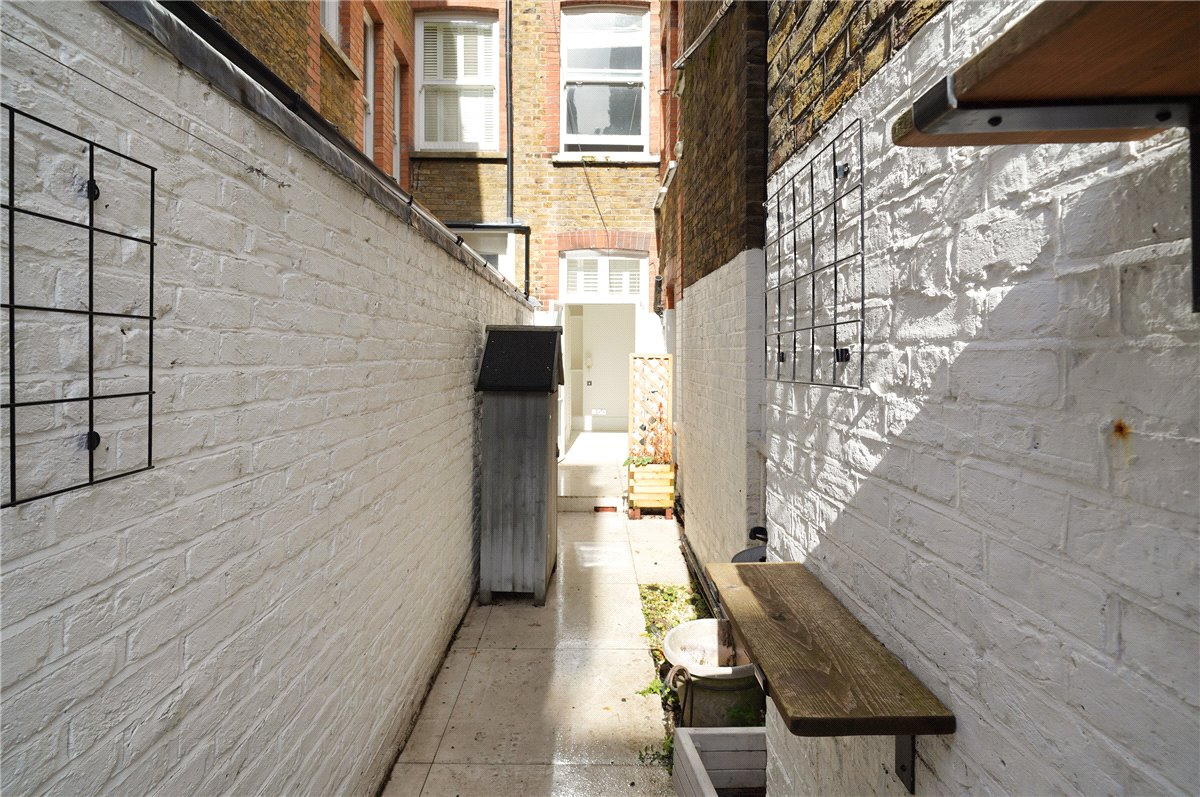 1 bedroom flat, Buer Road, London SW6 - Sold STC