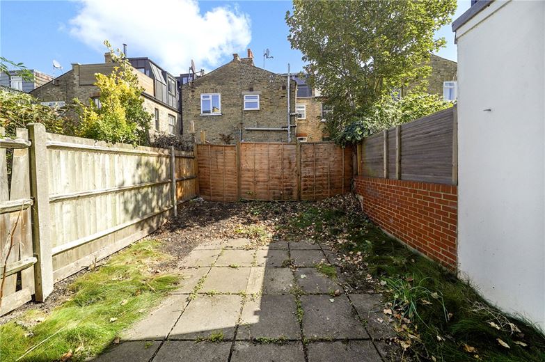 3 bedroom house, Rainville Road, London W6 - Available