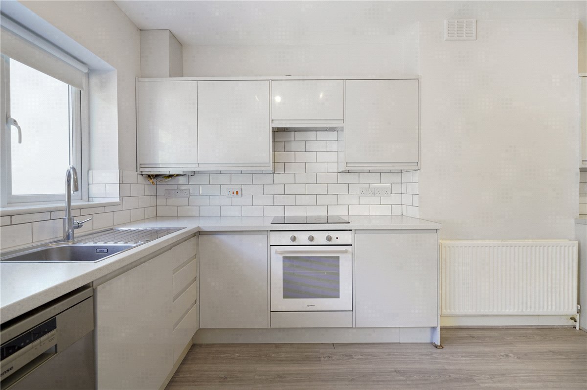 3 bedroom house, Rainville Road, London W6 - Available