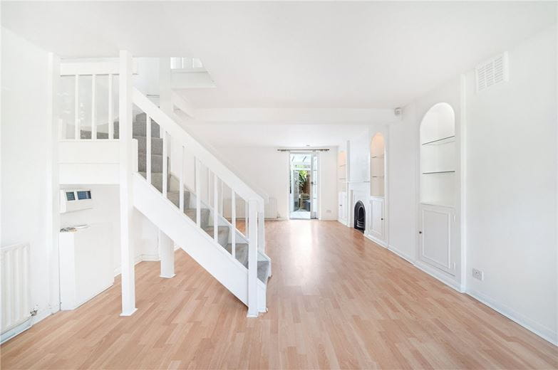 2 bedroom house, Burlington Road, London SW6 - Sold STC