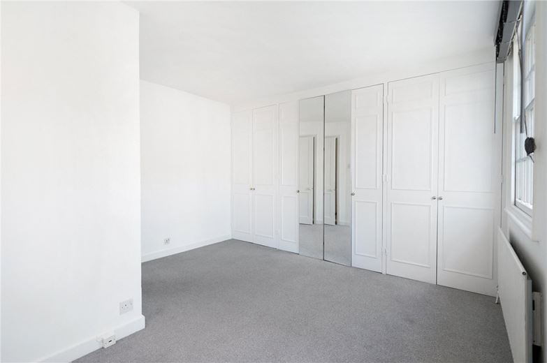 2 bedroom house, Burlington Road, London SW6 - Sold STC
