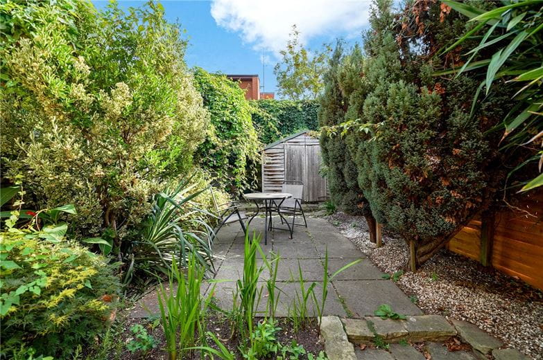 2 bedroom house, Burlington Road, London SW6 - Available