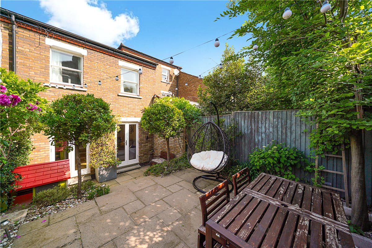 2 bedroom house, Marryat Square, Wyfold Road SW6 - Sold