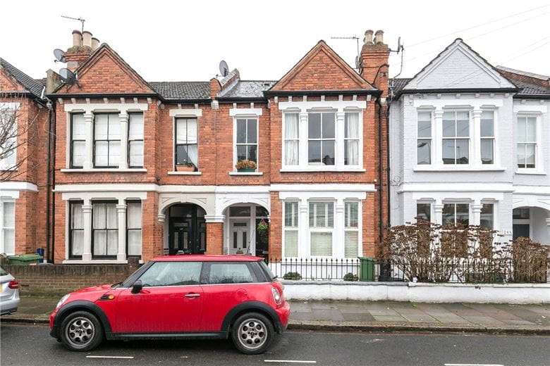 2 bedroom maisonette, Edenvale Street, London SW6 - Available