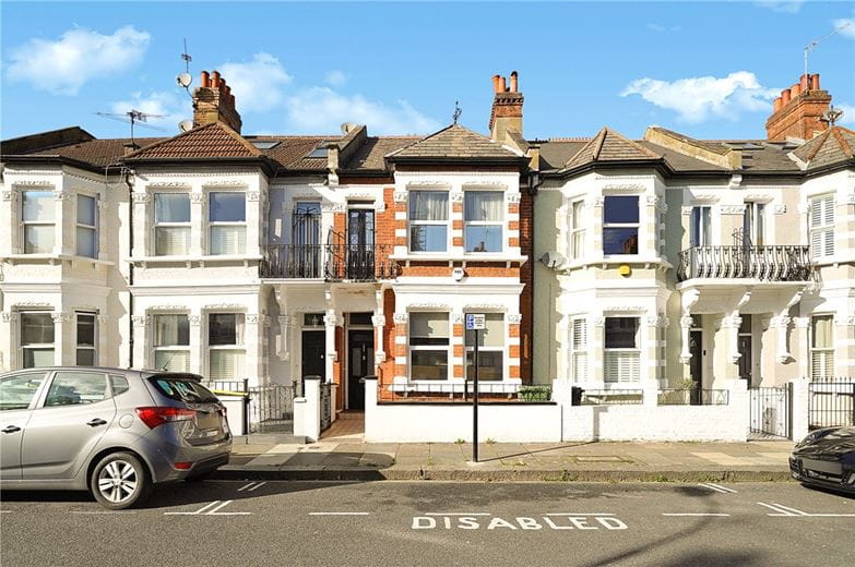 3 bedroom house, Burnfoot Avenue, London SW6 - Available