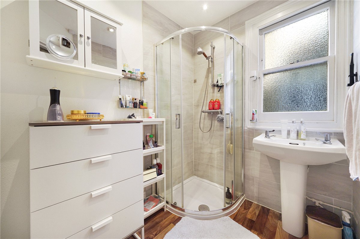 3 bedroom house, Burnfoot Avenue, London SW6 - Available