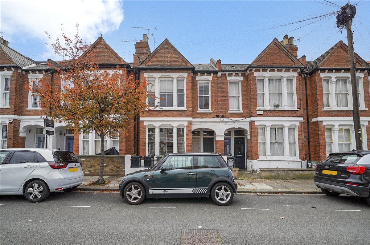 2 bedroom flat, Edenvale Street, London SW6 - Sold STC