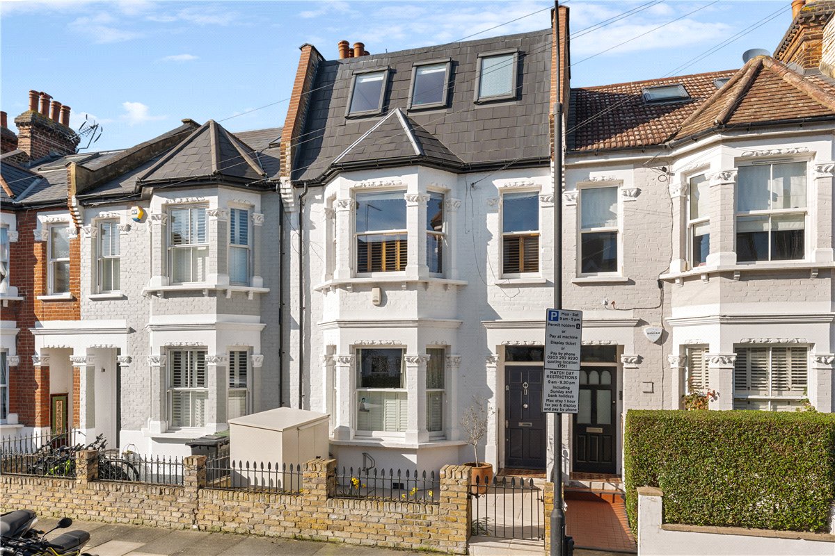 6 bedroom house, Queensmill Road, London SW6 - Available
