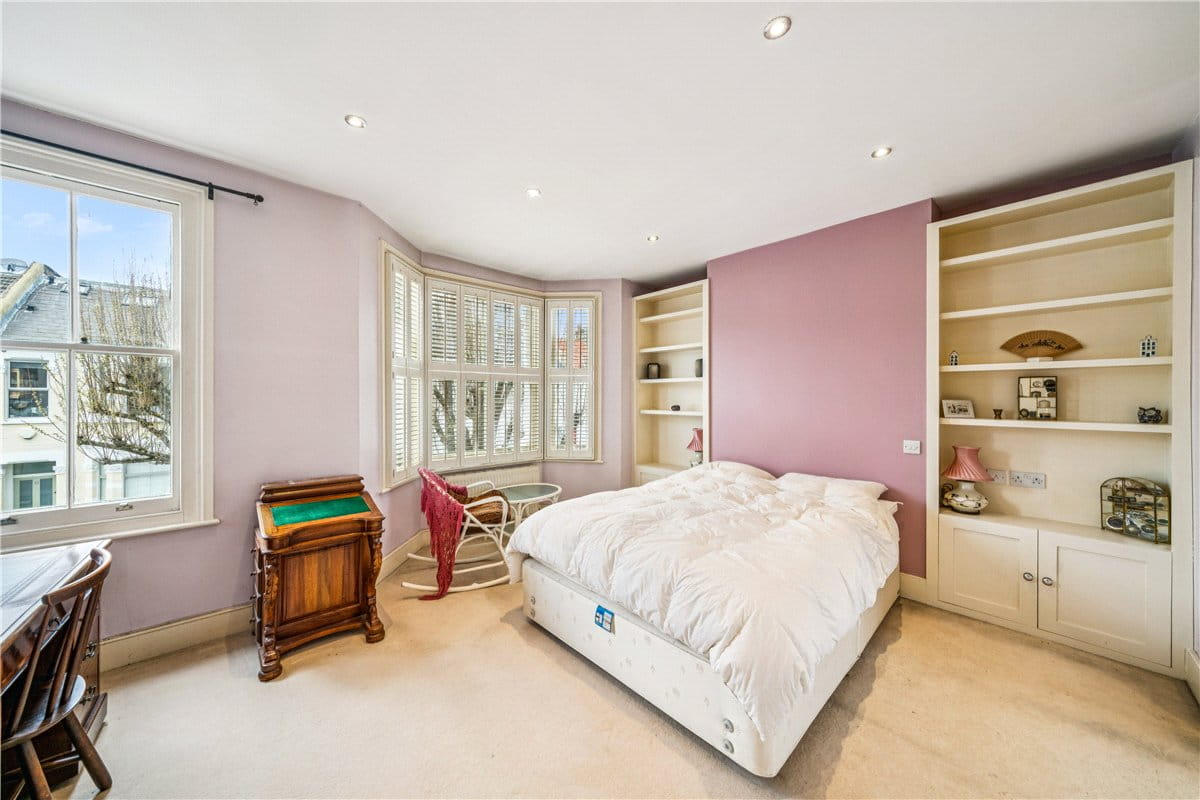 4 bedroom house, Edgarley Terrace, London SW6 - Available
