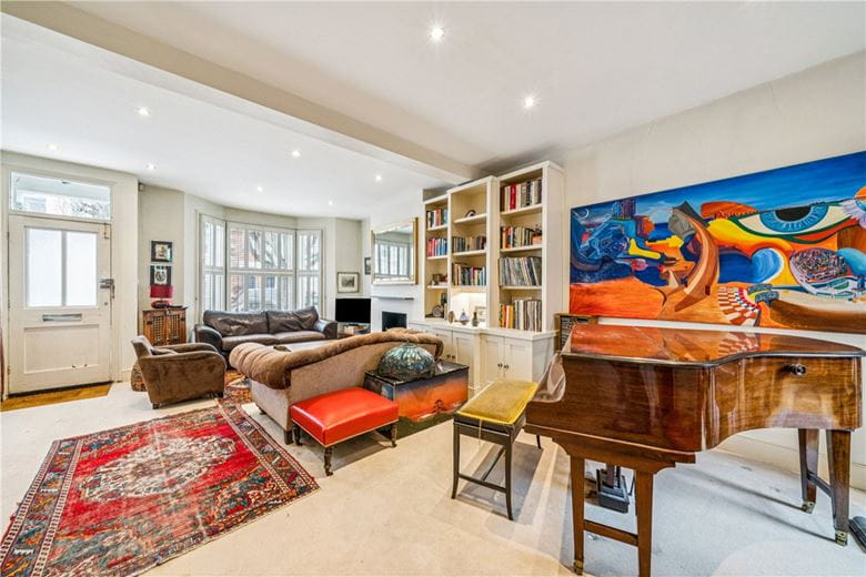 4 bedroom house, Edgarley Terrace, London SW6 - Available