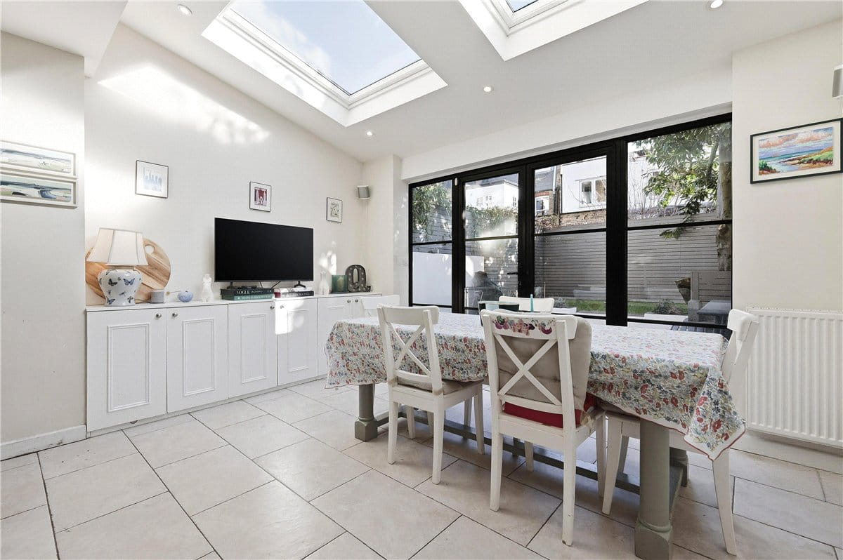 6 bedroom house, Delaford Street, London SW6 - Available