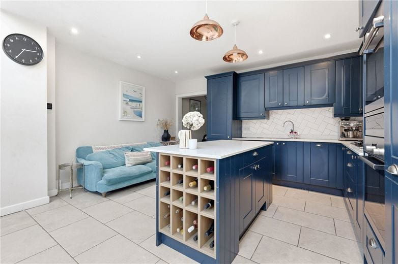 6 bedroom house, Delaford Street, London SW6 - Available