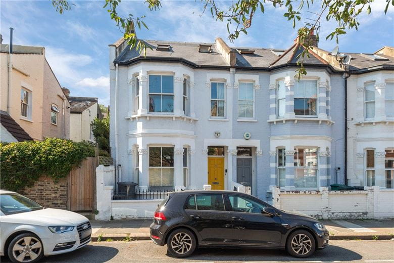 4 bedroom house, Firth Gardens, Bishops Park SW6 - Available