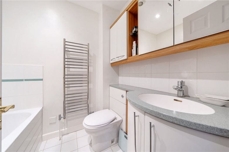 2 bedroom house, Circus Mews, Bath BA1 - Sold