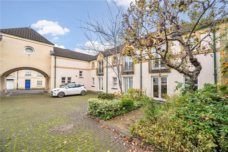 2 bedroom house, Circus Mews, Bath BA1 - Sold