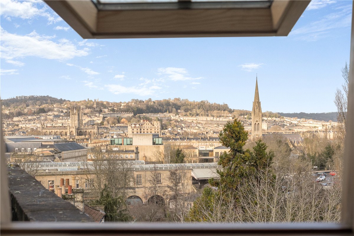 5 bedroom house, Lyncombe Hill, Bath BA2 - Sold STC