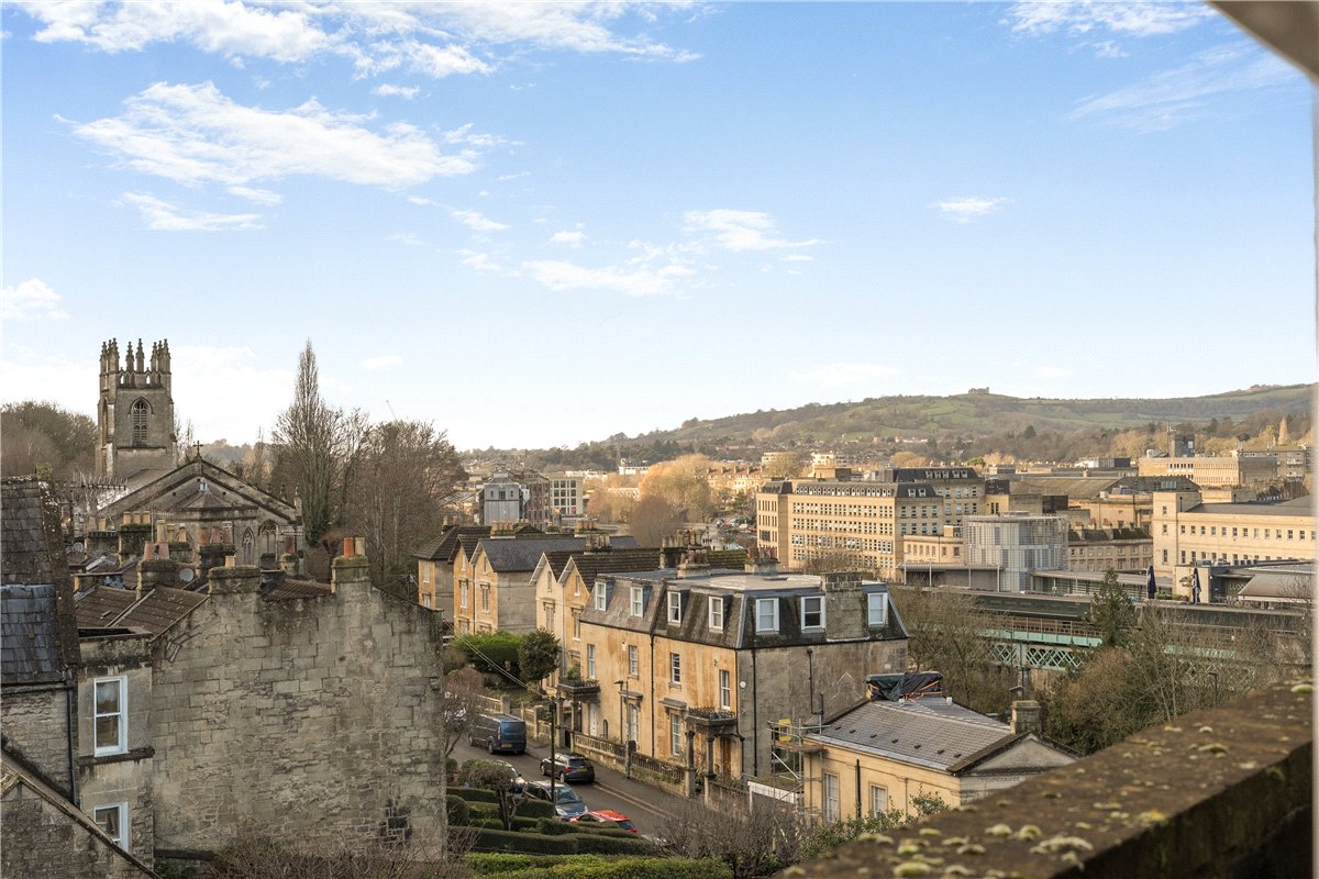 5 bedroom house, Lyncombe Hill, Bath BA2 - Sold STC