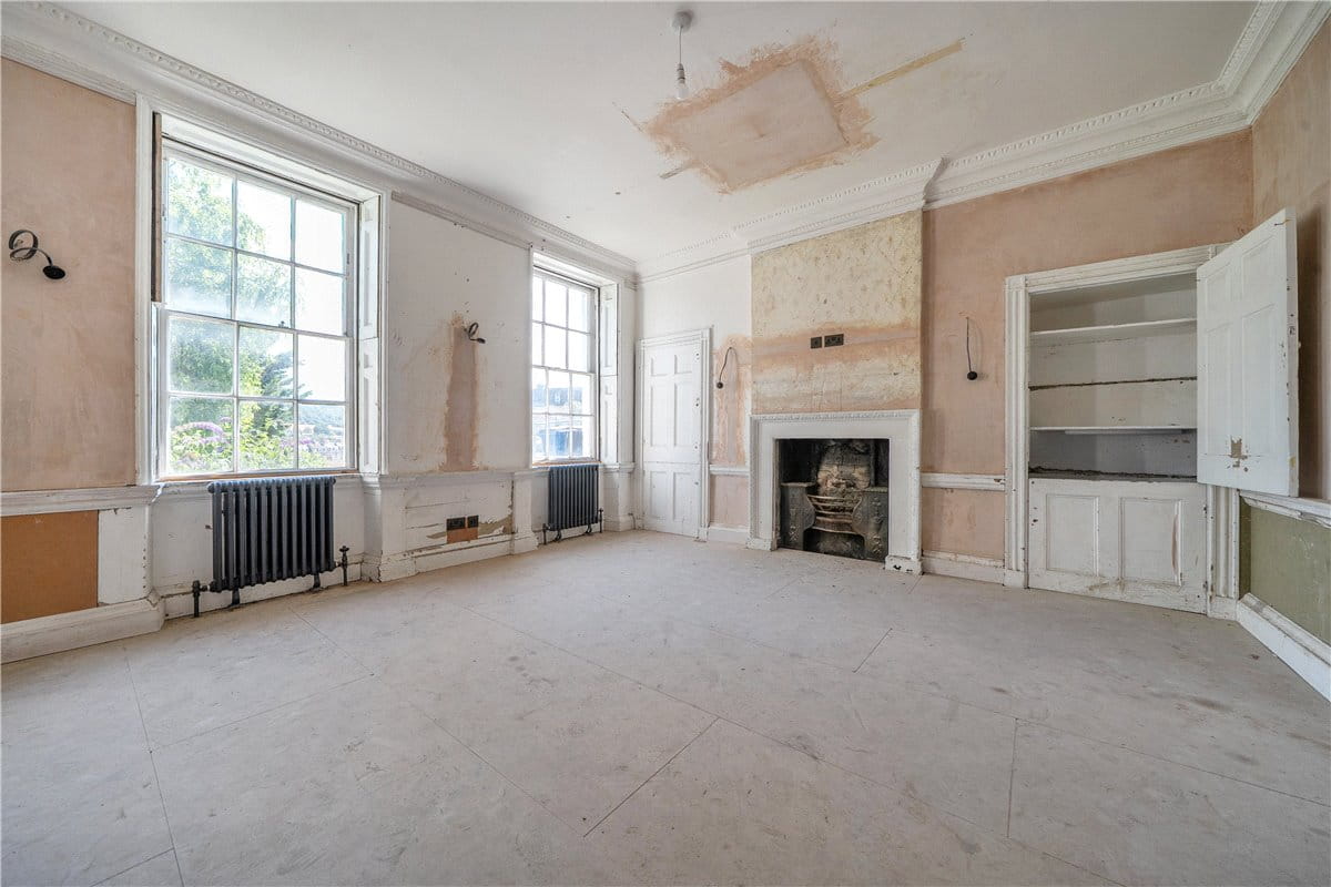 7 bedroom house, Bladud Buildings, Bath BA1 - Available