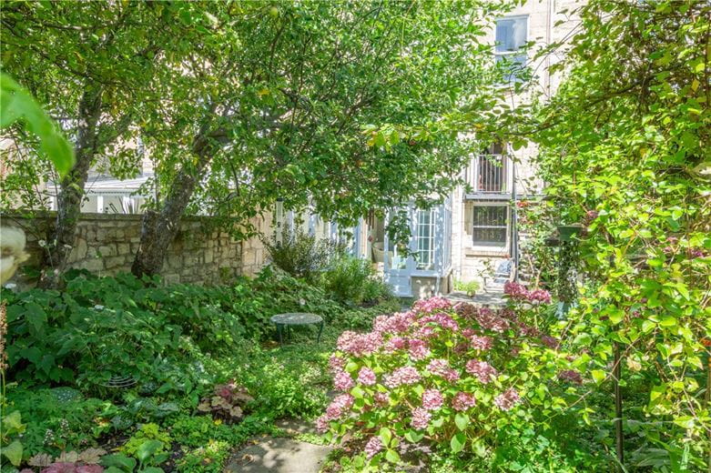 2 bedroom maisonette, New King Street, Bath BA1 - Available